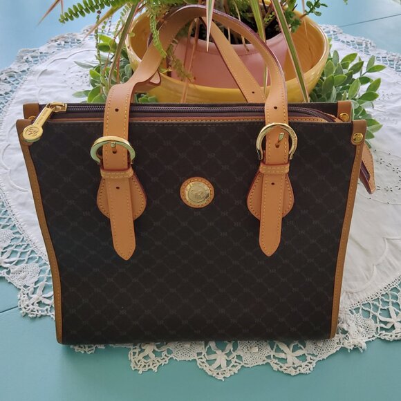 Rioni Shoulder Tote in Signature Print - Picture 1 of 12